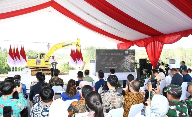 Jokowi Letakkan Batu Pertama Pembangunan Apartemen Berkonsep Hijau di IKN
